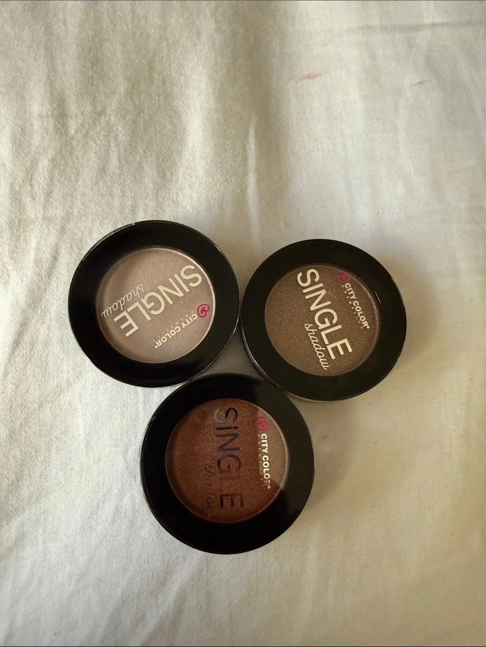 City Color Single Shadow Trio Neutral Taupe, Deep Bronze, Shimmery Copper